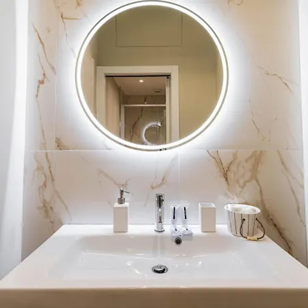 Luxury アパート *