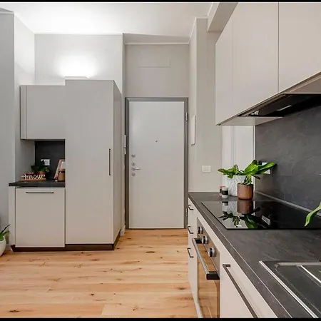 Luxury アパート *