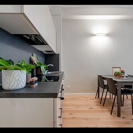 Luxury アパート *